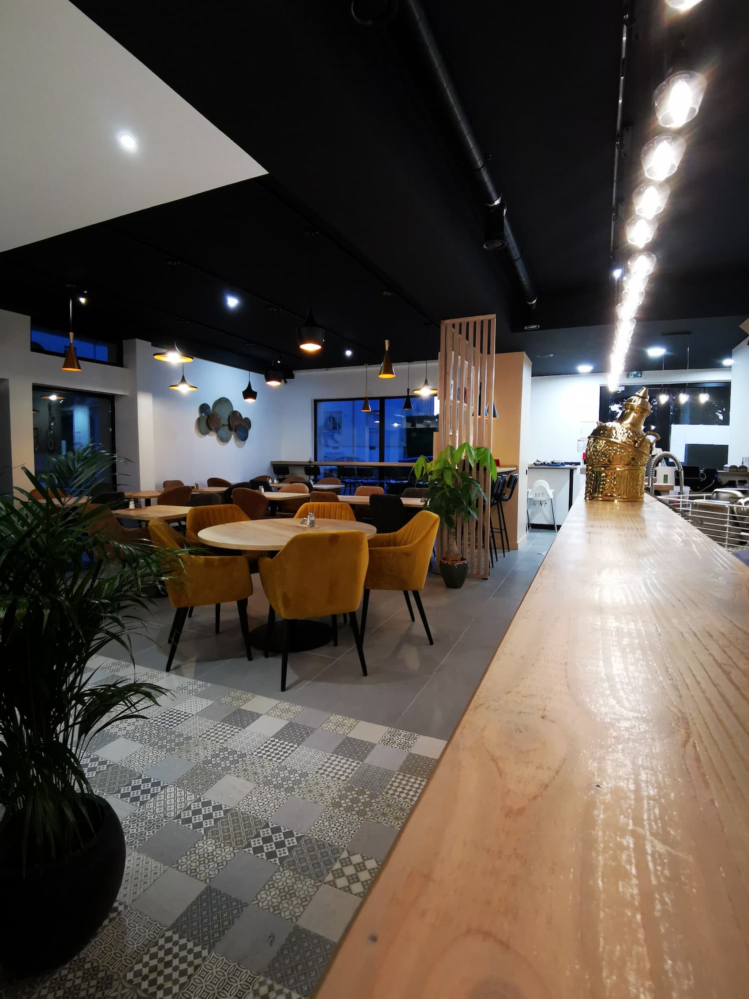Commandez en Ligne au Restaurant Miyé : Options Flexibles et Programme de Fidélité